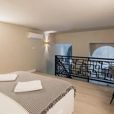 City Loft Апарт-отель *